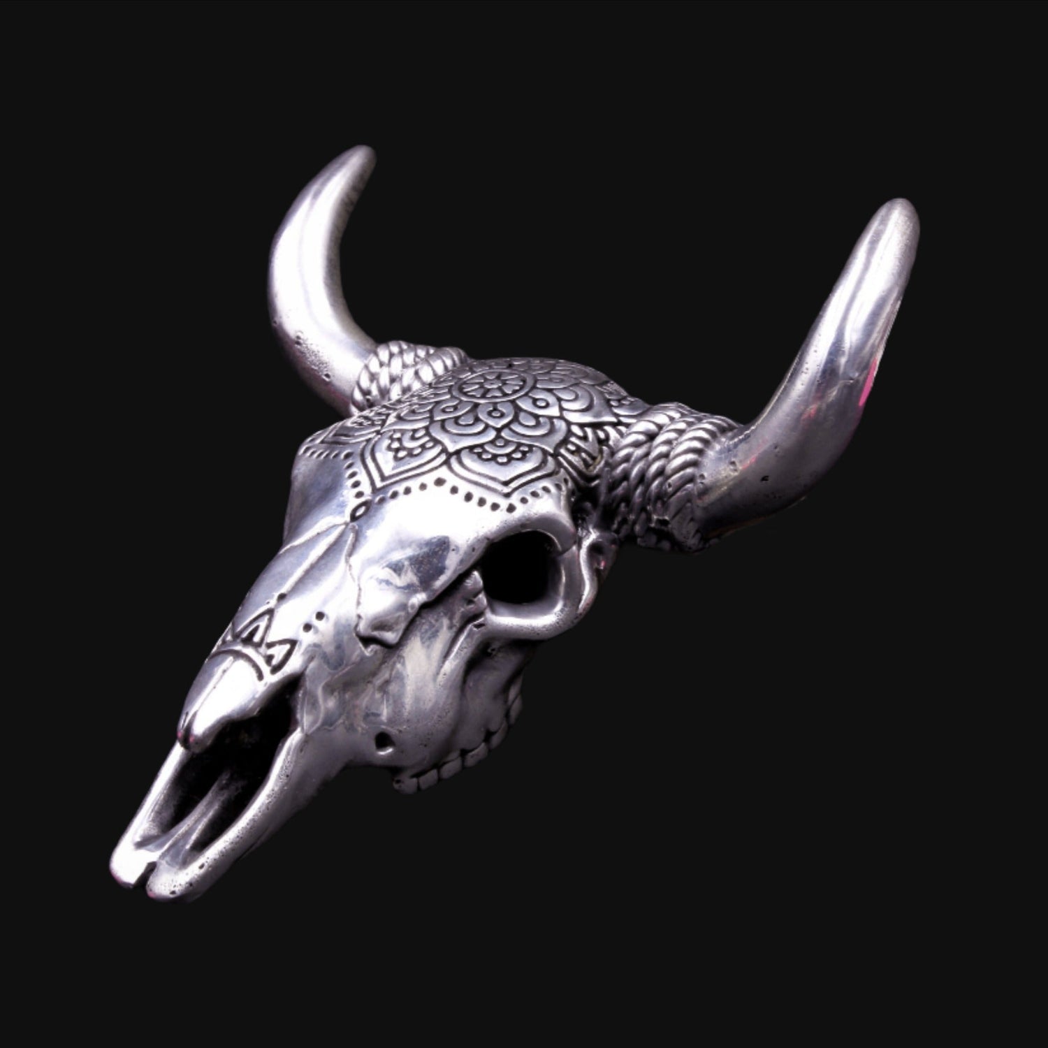 Ornate Bull Skull - SignalOaks Silver Statue