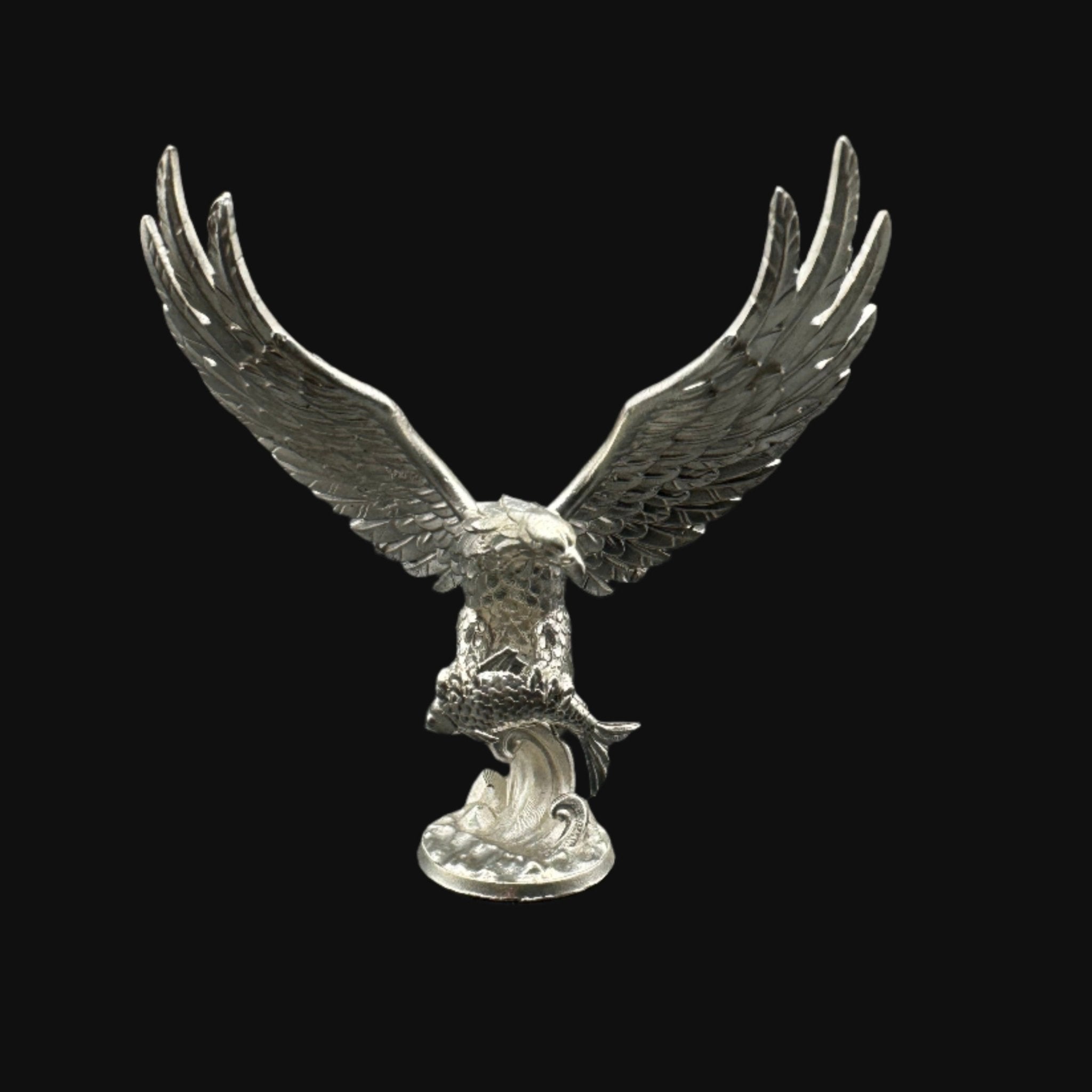 Proud Eagle - SignalOaks Silver Statue